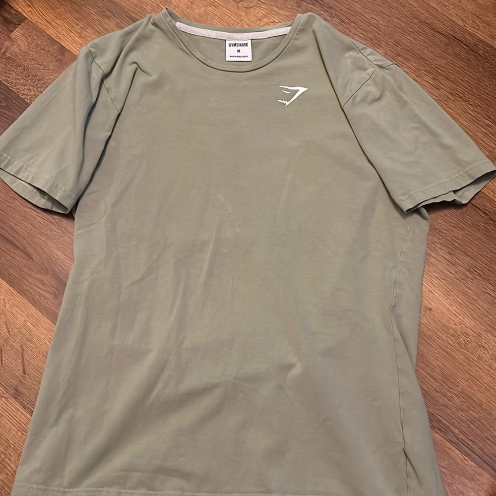 Men’s Gymshark shirt